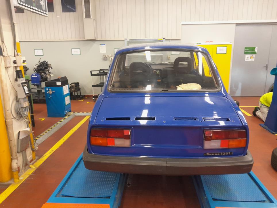 Gebrauchte Ersatzteile sowie Maschinen der SKODA Auto, a.s.-3